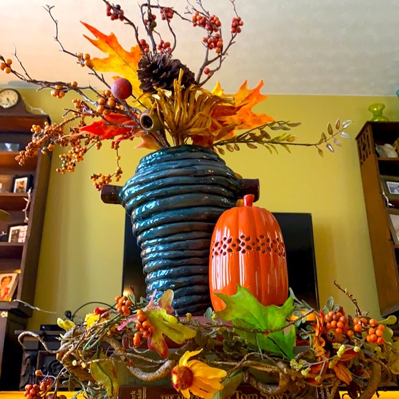 Artisan made ceramic vase - Picture 13 of 15